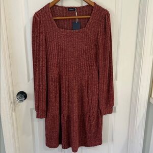 Square Neck Long Sleeve Ribbed Knit Dress in Maroon